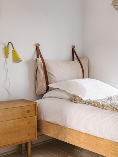 Compasses Inn Тисбъри Екстериор снимка